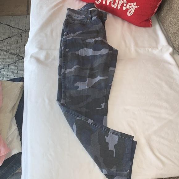 CJ Cookie Johnson Peace Skinny Blue Gray Camo Navy Jeans Cotton Blend - Picture 8 of 8